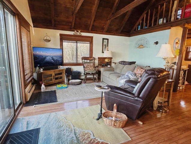 80 Bay Shore Dr, Plymouth, MA 02360