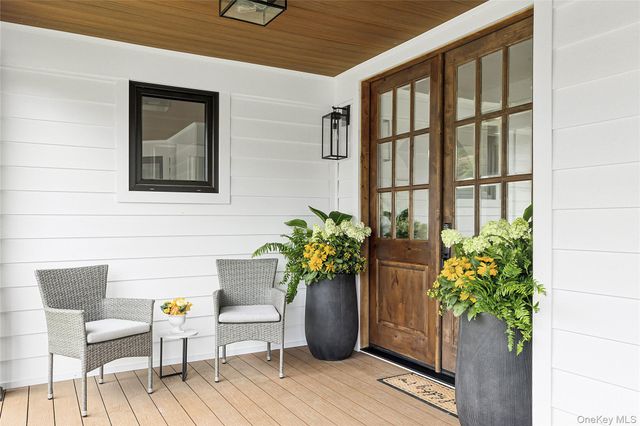 132 Arthur Street, Garden City, NY 11530