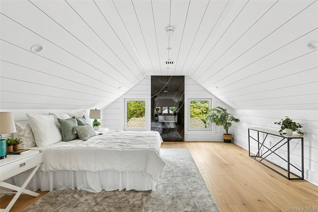 132 Arthur Street, Garden City, NY 11530