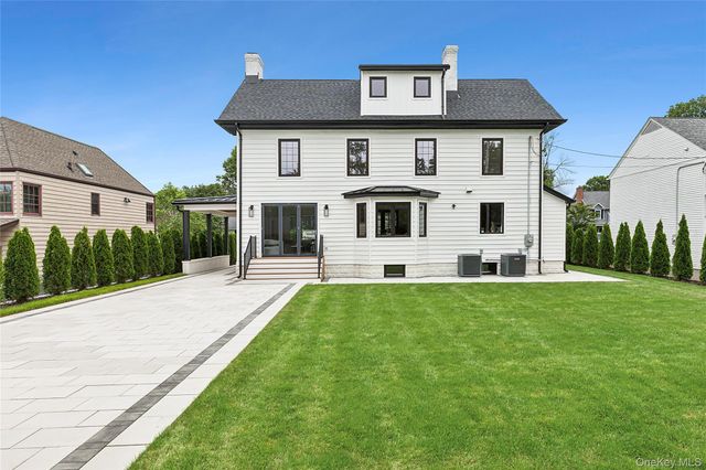 132 Arthur Street, Garden City, NY 11530