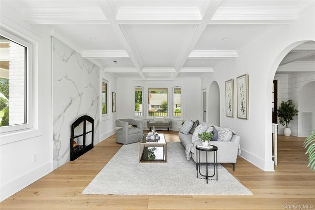 132 Arthur Street, Garden City, NY 11530