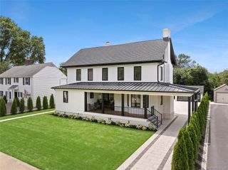 132 Arthur Street, Garden City, NY 11530