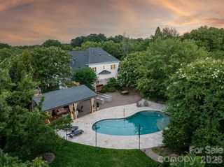 11423 Colonial Country Lane, Charlotte, NC 28277