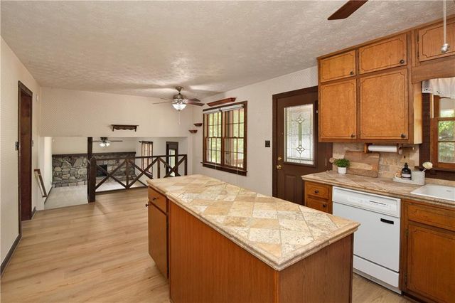 1111 Holly Hills Drive SW, Lilburn, GA 30047