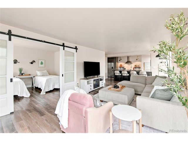1625 Larimer St 1705, Denver, CO 80202