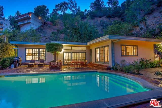 10213 Cielo Drive, Beverly Hills, CA 90210