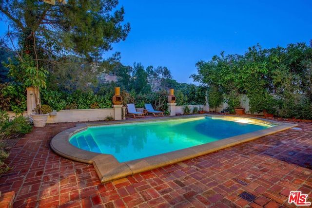 10213 Cielo Drive, Beverly Hills, CA 90210