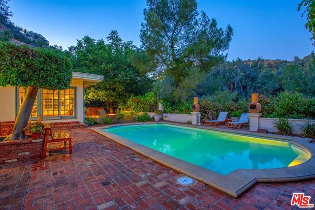 10213 Cielo Drive, Beverly Hills, CA 90210