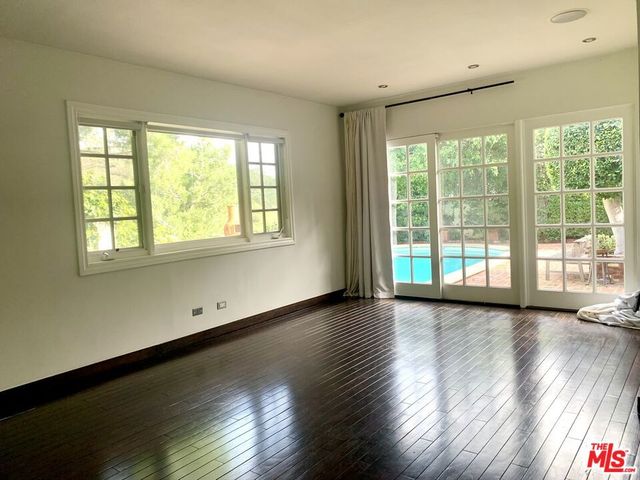 10213 Cielo Drive, Beverly Hills, CA 90210