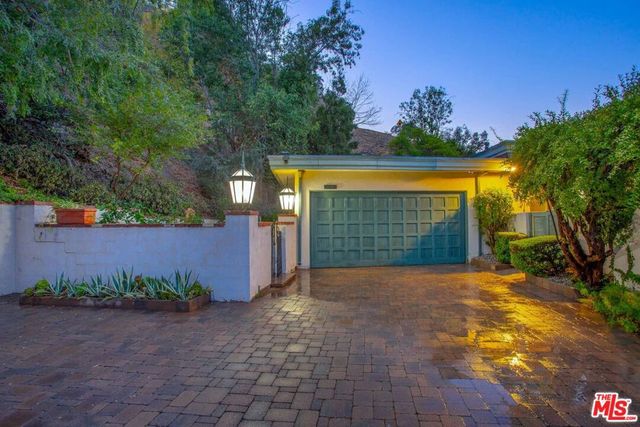 10213 Cielo Drive, Beverly Hills, CA 90210