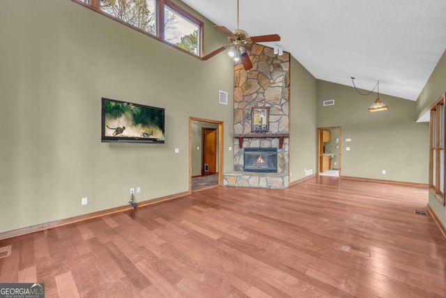 6302 Valley Stream Drive, Cumming, GA 30040