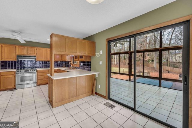 6302 Valley Stream Drive, Cumming, GA 30040