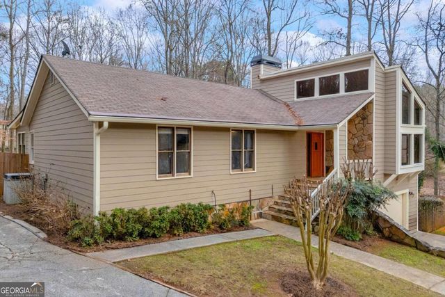 6302 Valley Stream Drive, Cumming, GA 30040