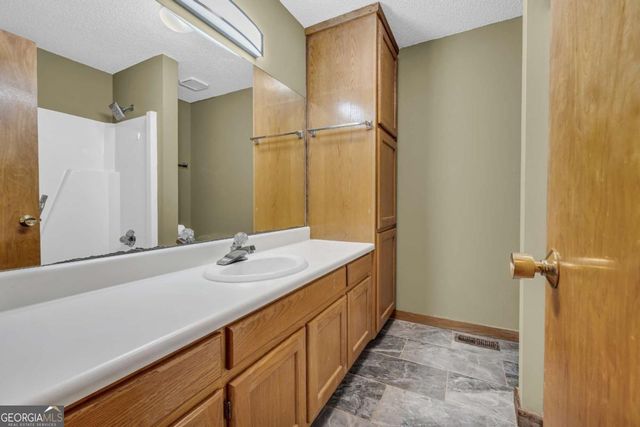 6302 Valley Stream Drive, Cumming, GA 30040