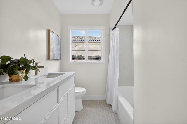 1426 S GRANDVIEW Drive, Tempe, AZ 85281