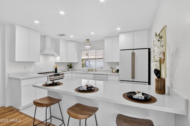 1426 S GRANDVIEW Drive, Tempe, AZ 85281