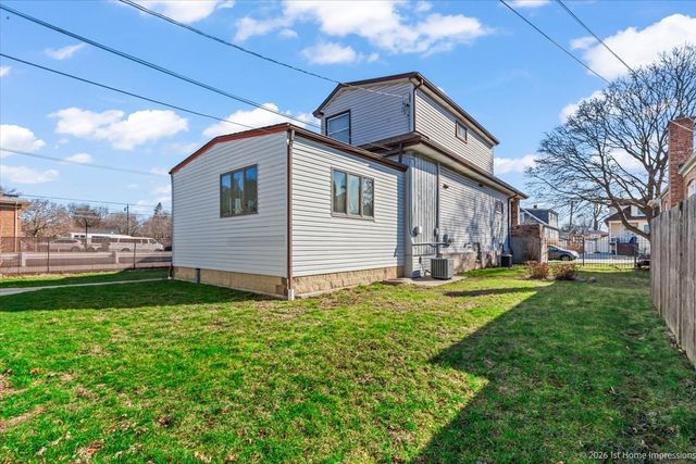 11122 S Saint Louis Avenue, Chicago, IL 60655