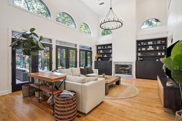 11605 Oak Glen Court, Bunker Hill Village, TX 77024