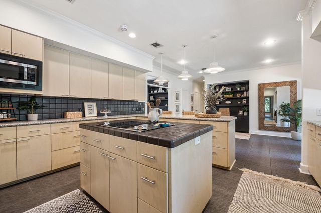 11605 Oak Glen Court, Bunker Hill Village, TX 77024