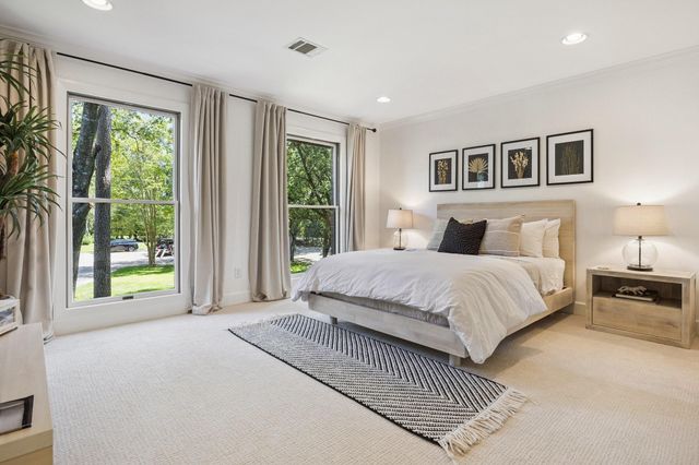 11605 Oak Glen Court, Bunker Hill Village, TX 77024