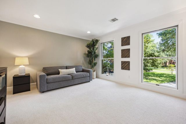 11605 Oak Glen Court, Bunker Hill Village, TX 77024