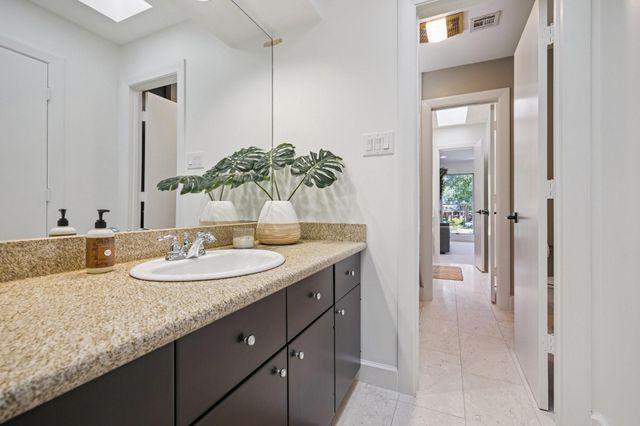11605 Oak Glen Court, Bunker Hill Village, TX 77024
