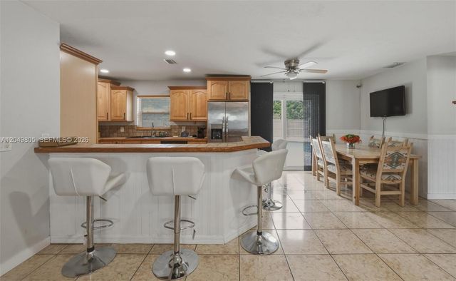6595 Massachusetts Dr, Lake Worth, FL 33462