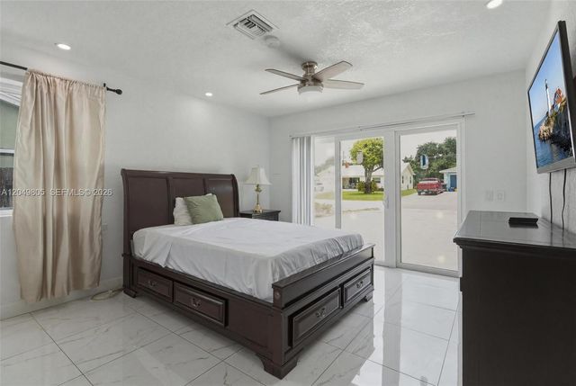 6595 Massachusetts Dr, Lake Worth, FL 33462