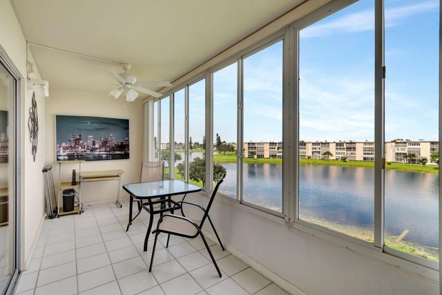 4050 Cornwall C, Boca Raton, FL 33434