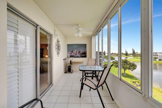 4050 Cornwall C, Boca Raton, FL 33434