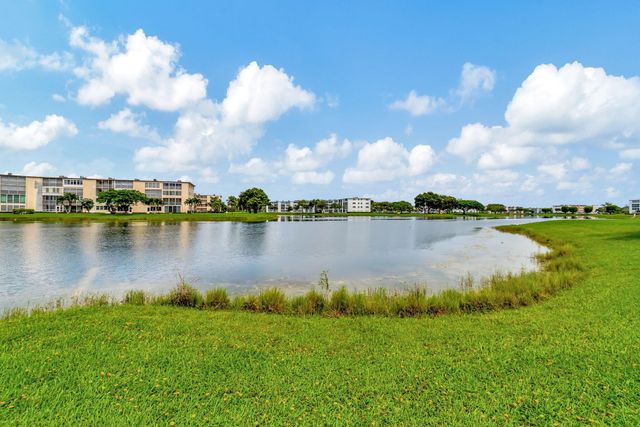 4050 Cornwall C, Boca Raton, FL 33434