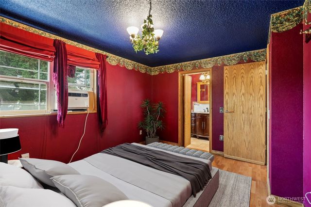 9635 NE 129th Place, Kirkland, WA 98034