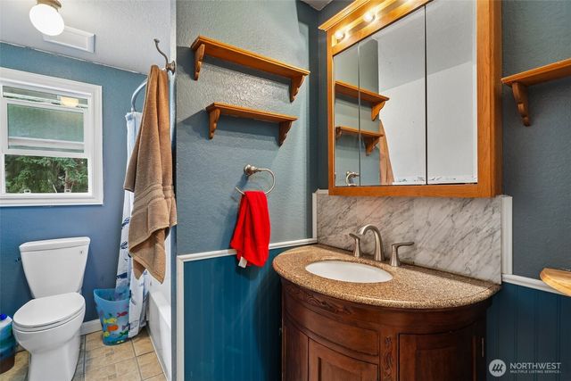9635 NE 129th Place, Kirkland, WA 98034