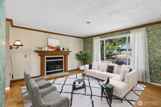 9635 NE 129th Place, Kirkland, WA 98034