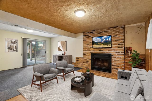 9635 NE 129th Place, Kirkland, WA 98034