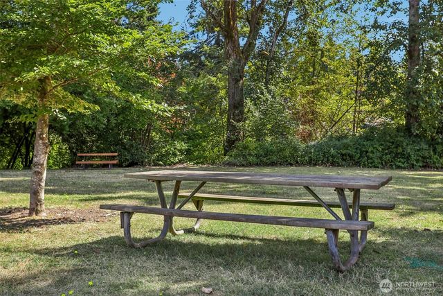 9635 NE 129th Place, Kirkland, WA 98034