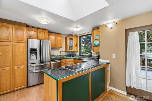 9635 NE 129th Place, Kirkland, WA 98034