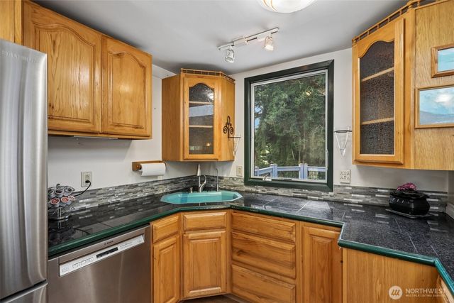 9635 NE 129th Place, Kirkland, WA 98034