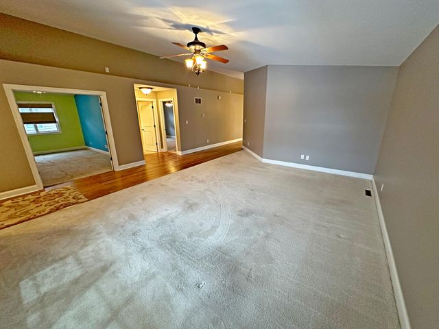 9973 Hart Street, St. John, IN 46373