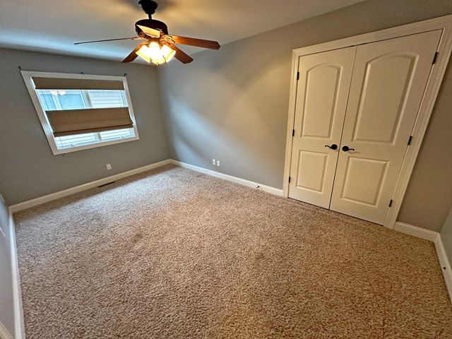 9973 Hart Street, St. John, IN 46373