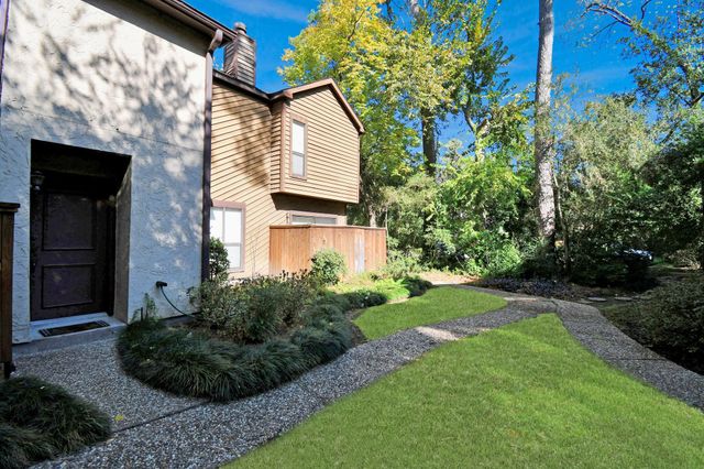 11711 Memorial Drive 41, Houston, TX 77024