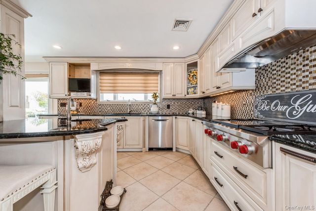 82 Division Avenue, Massapequa, NY 11758