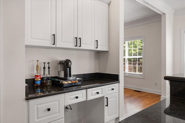2240 Westwood Dr, N, Murfreesboro, TN 37130