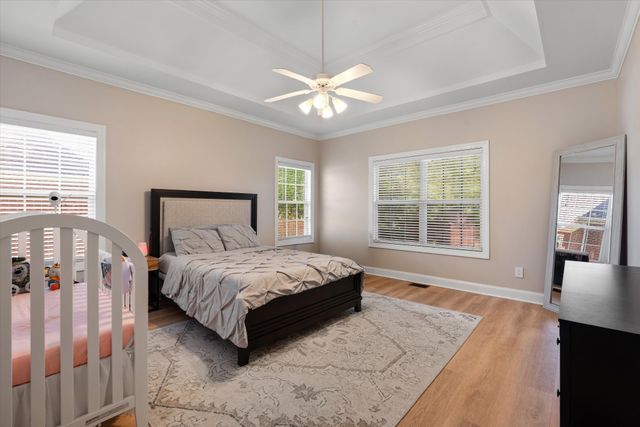 2240 Westwood Dr, N, Murfreesboro, TN 37130