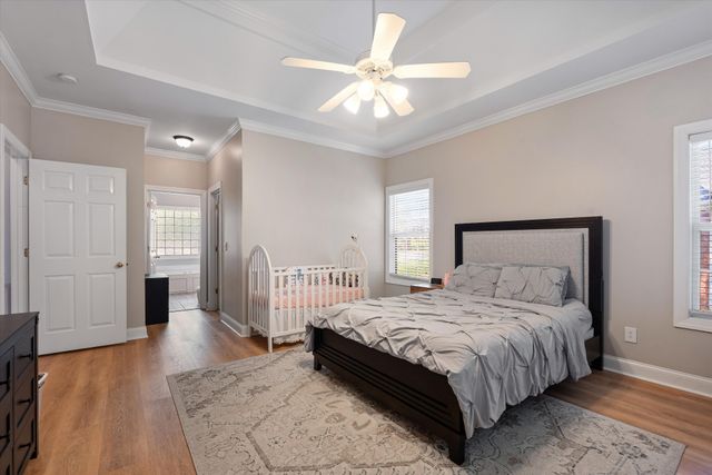 2240 Westwood Dr, N, Murfreesboro, TN 37130