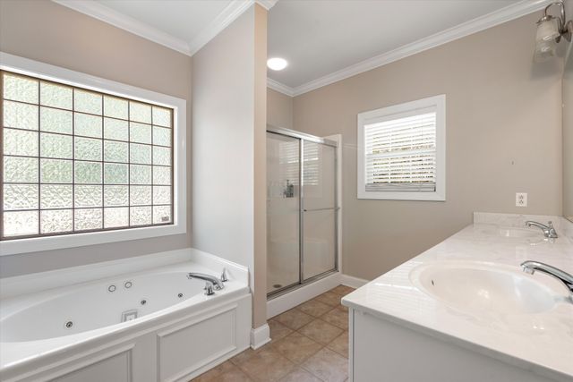 2240 Westwood Dr, N, Murfreesboro, TN 37130