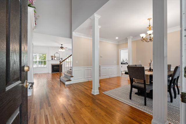 2240 Westwood Dr, N, Murfreesboro, TN 37130