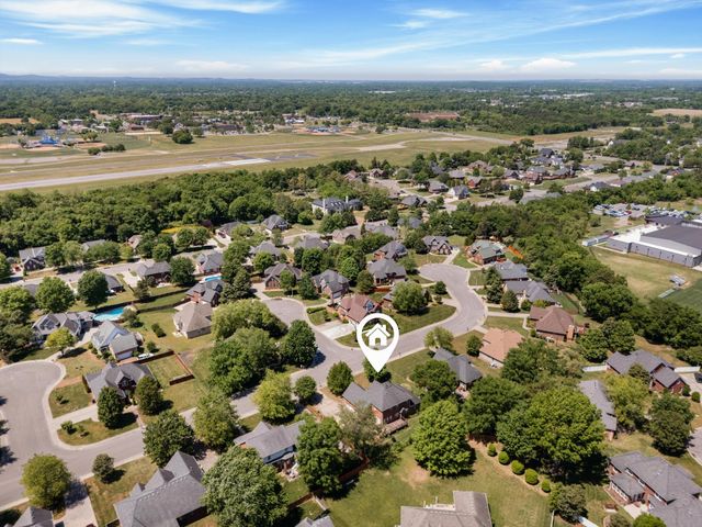 2240 Westwood Dr, N, Murfreesboro, TN 37130