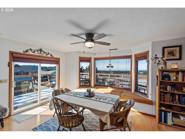 770 PREFONTAINE Dr, Coos Bay, OR 97420