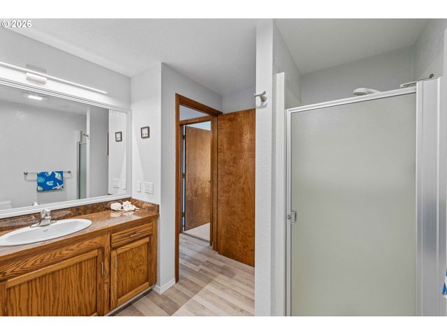 770 PREFONTAINE Dr, Coos Bay, OR 97420